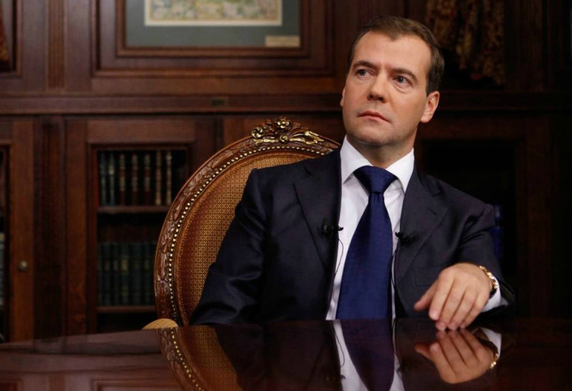Медведев: борьба с&nbsp;бедностью не&nbsp;нуждается в&nbsp;рассуждениях в&nbsp;экспертно-популистском ключе
