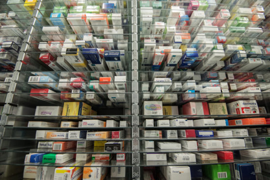 Лекарства впали в зависимость от цен